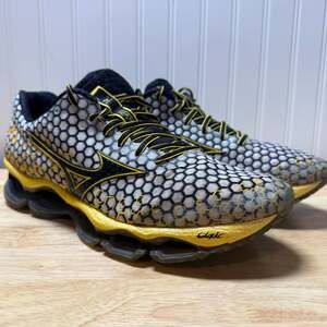 Mizuno Wave Prophecy 6 Running Shoes - Black/Yellow Honeycomb, Men's Trainers